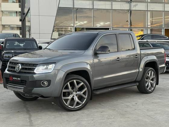 VOLKSWAGEN AMAROK 2.0 HIGHLINE 4X4 CD 16V TURBO INTERCOOLER DIESEL 4P AUTOMÁTICO VOLKSWAGEN AMAROK 2.0 HIGHLINE 4X4 CD 16V TURBO INTERCOOLER DIESEL 4P AUTOMÁTICO